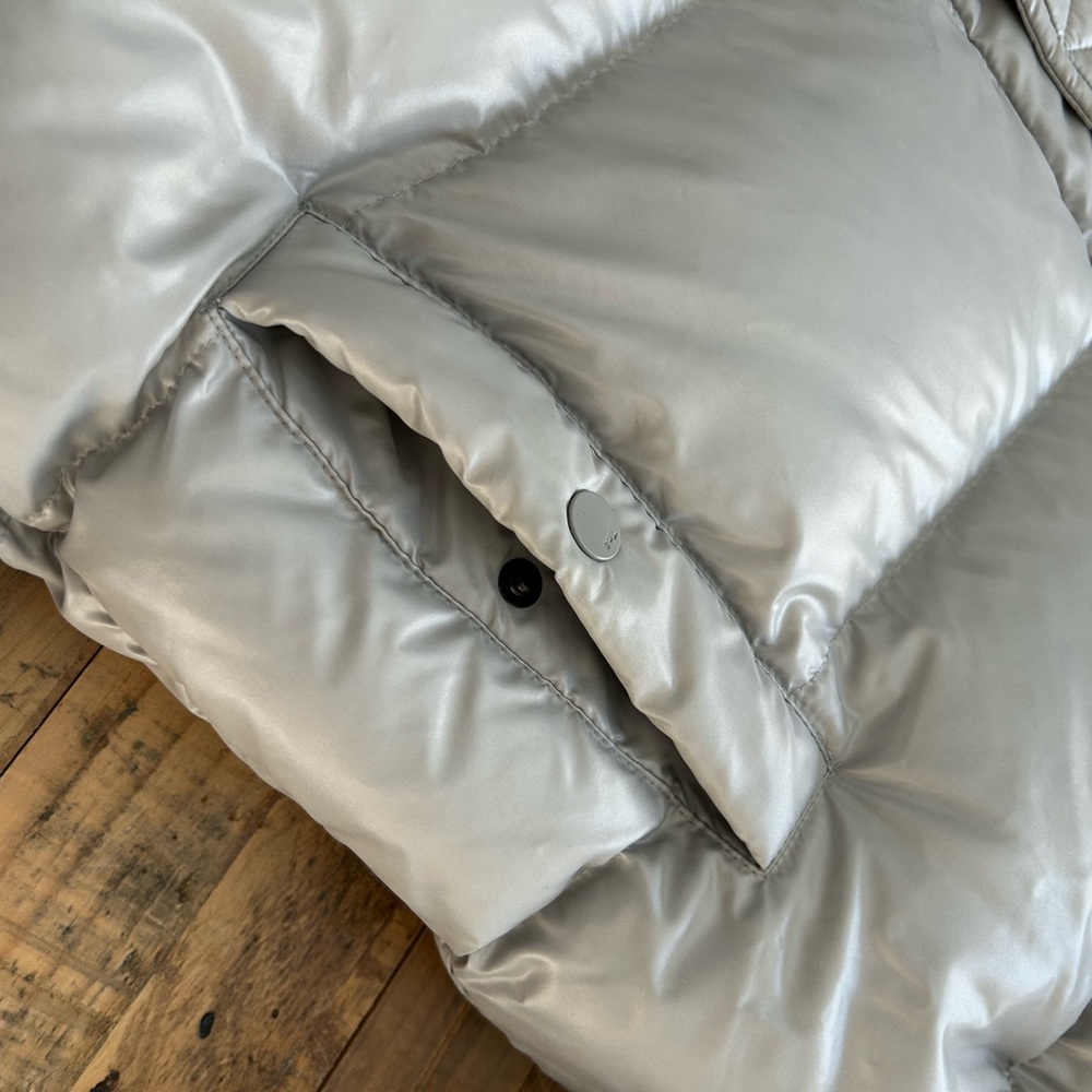 Mr. Superpuff Shiny Silver Jacket View 4
